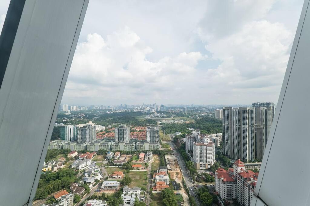 Arte Mont Kiara Duplex 4 Pax Jacuzzi Appartement Kuala Lumpur Buitenkant foto